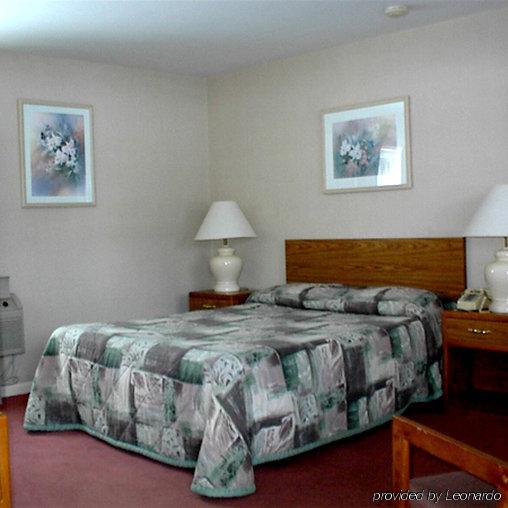 Budget Host Inn - Маністік Номер фото